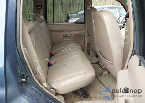 2000 Ford Explorer Xlt из США, поврежденный, VIN 1FMDU83P9YZC19622